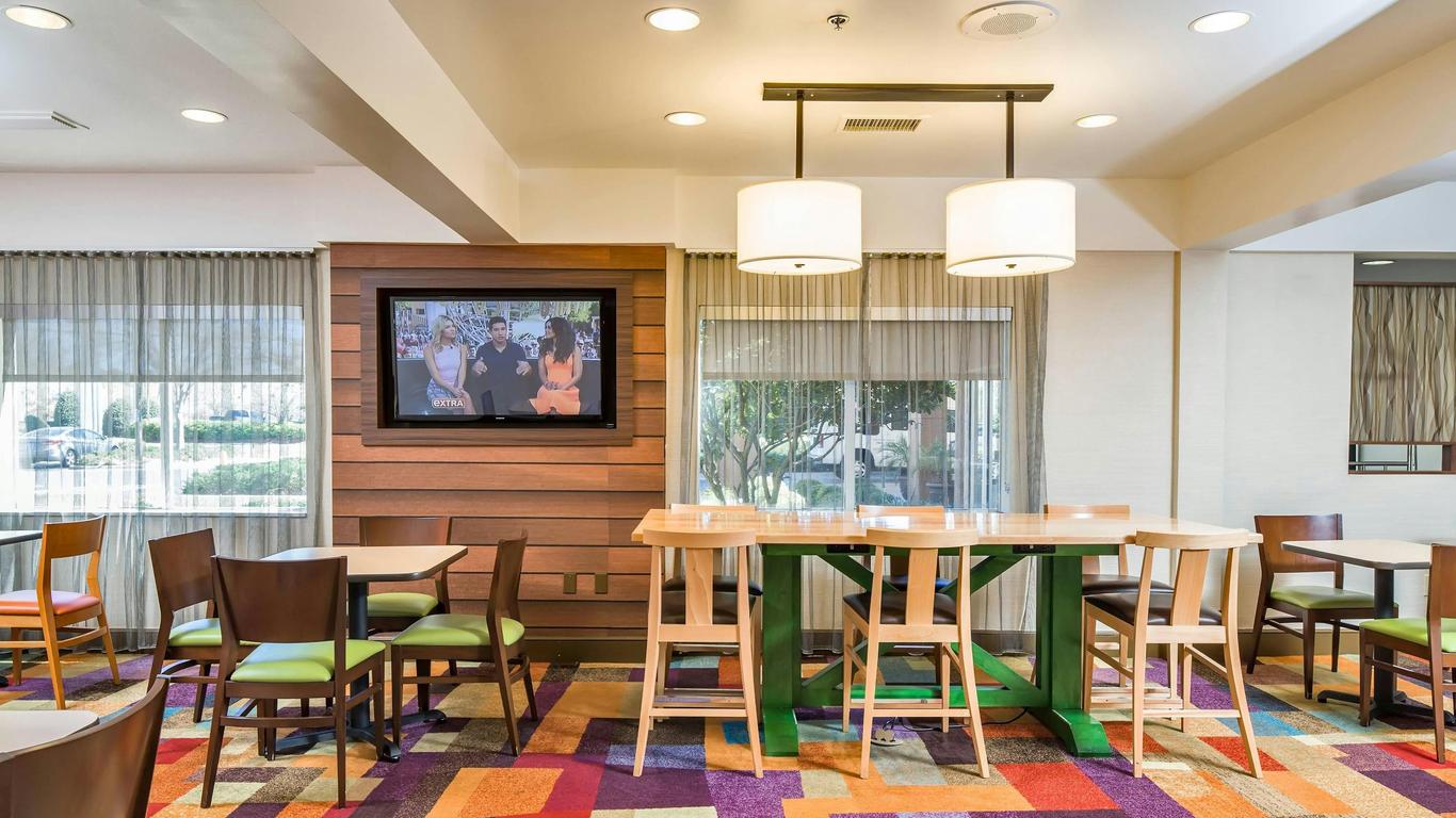 Fairfield Inn & Suites by Marriott Jacksonville Airport