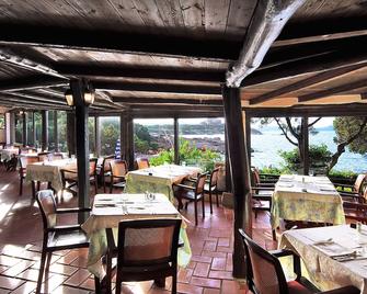 Grand Hotel Smeraldo Beach - Baia Sardinia - Restaurant