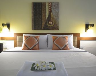 iRest Ao Nang Seafront - Ao Nang - Schlafzimmer