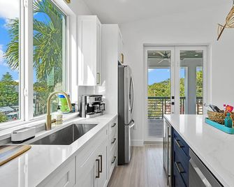 Charming 2-bedroom home in brilliant Tavernier near Marinas and Founders Park - Tavernier - Keuken