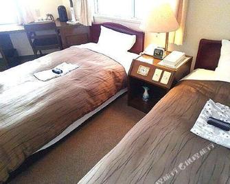 Imabari Station Hotel - Imabari - Bedroom