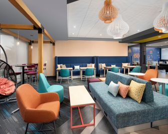 Tru By Hilton Tallahassee Central - Tallahassee - Lounge