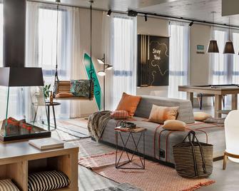 Stay Kooook Bern Wankdorf - Berna - Sala de estar