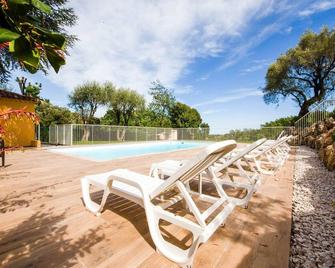 Picturesque flat with swimming pool - Roquefort-les-Pins - Piscine