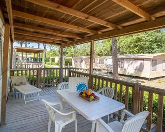 Club Del Sole Marina Family Resort - Punta Marina - Balcony