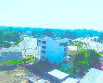 Tada Condo Tel - Buri Ram - Building
