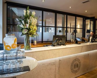 Townhouse Hotel Manchester - מנצ'סטר - דלפק קבלה