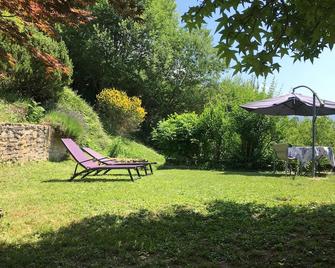 Annecy, Menthon St Bernard, Beauregard Road - Menthon-Saint-Bernard - Patio