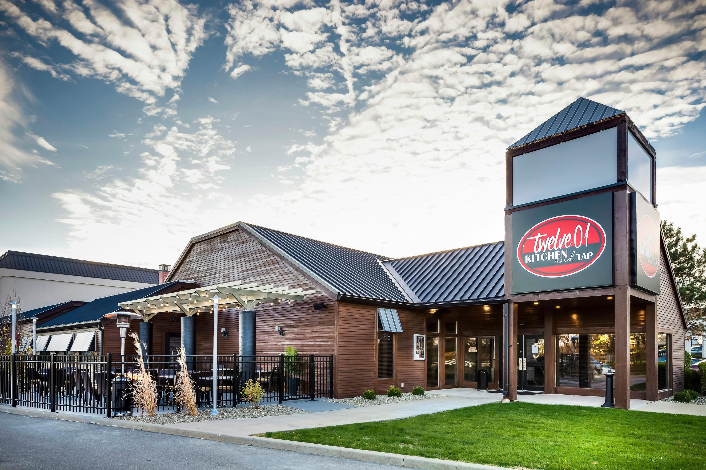 Hampton Inn Iowa City/Coralville (University of Iowa) - Coralville - Building
