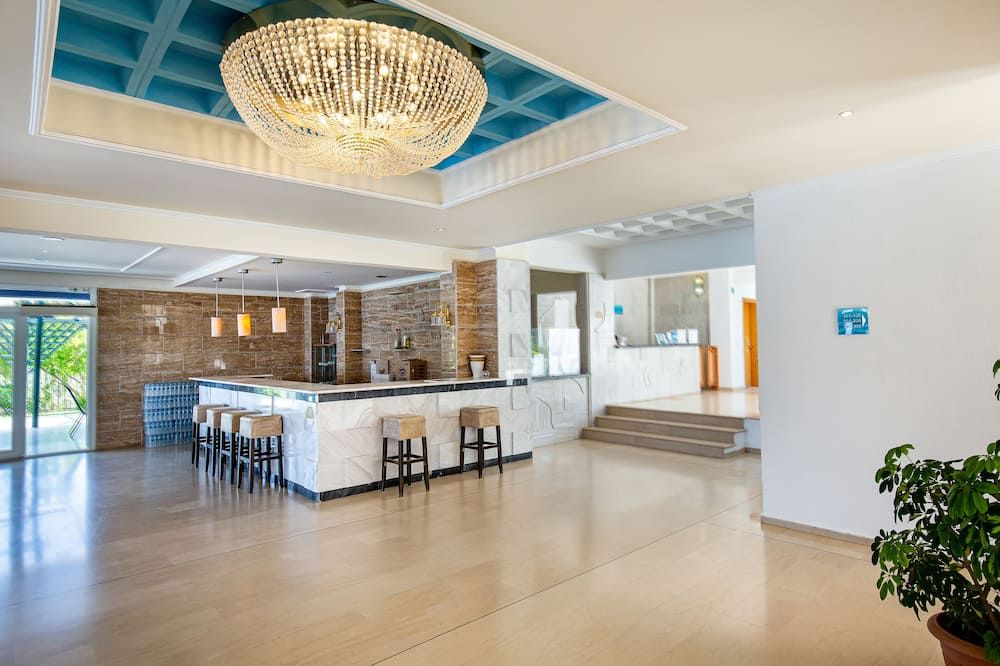 Kamari Beach Hotel - Thasos - לובי