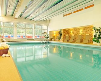Aparthotel Kleinwalsertal - Mittelberg - Piscine