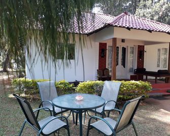 Ambady Estate - Munnar - Veranda
