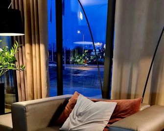 Comfort Hotel Eskilstuna - Eskilstuna - Salónek