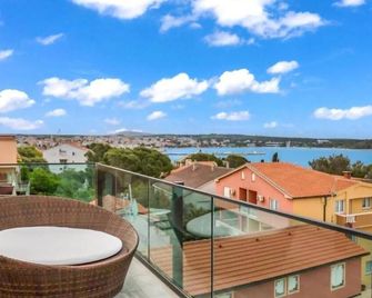 Kristal Paris Resort - Novalja - Balkon