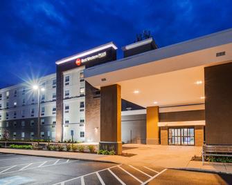 Best Western Plus Wilkes Barre-Scranton Airport Hotel - Pittston - Building