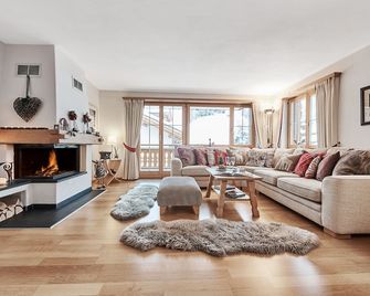 Klosters luxury home in the heart of the village - Klosters-Serneus - Living room