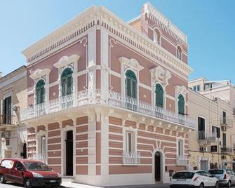 Palazzo Palasciano - Monopoli - Gebäude