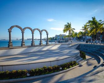 Playa Los Arcos Hotel Beach Resort & Spa - Puerto Vallarta - Rakennus