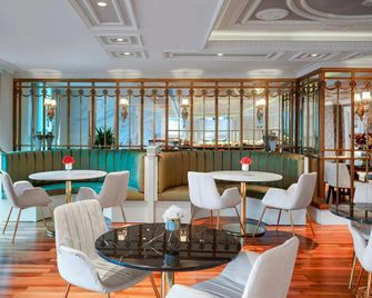 Rixos Pera Istanbul - Nickelodeon Play Access - Istanbul - Restaurang