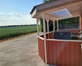 Idyllic Country Apartment Incl All Utilities - Christiansfeld - Patio