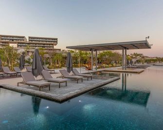 Find Paradise in this Luxury Villa nestled in the corridor of Cabo San Lucas! - San José del Cabo - Piscina