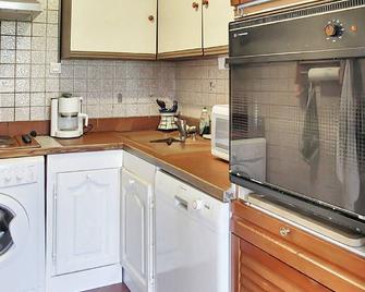 Appartement chic à Biarritz avec vue sur montagnes - 70 m² - Biarritz - Kitchen