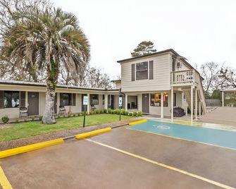 OYO Hotel Sulphur La Hwy 90 West - Sulphur - Bygning