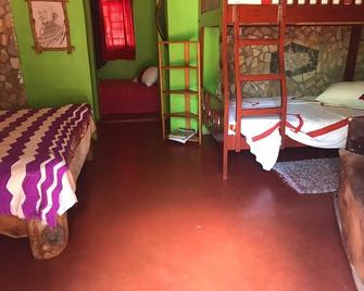 Songota Falls Lodge - 阿魯沙 - 臥室