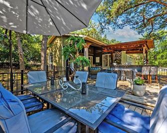 Texoma/Tanglewood Highport Marina - Adorable Cottage! - Pottsboro - Patio
