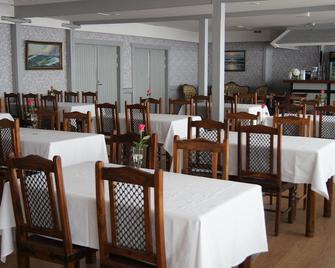 Hotel PajarinHovi - Puhos - Restaurante