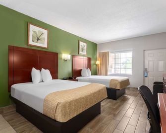 Travelodge Suites by Wyndham Lake Okeechobee - Okeechobee - Habitación