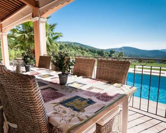 Panoramic View Grimaud - La Garde-Freinet - Балкон
