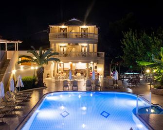 Lazaros Hotel Resort - Tsilivi - Pool