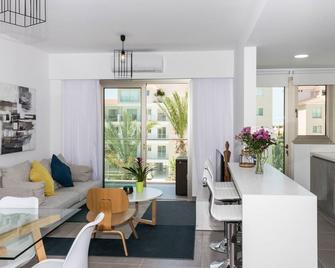 Elysia Park - Pafos - Olohuone