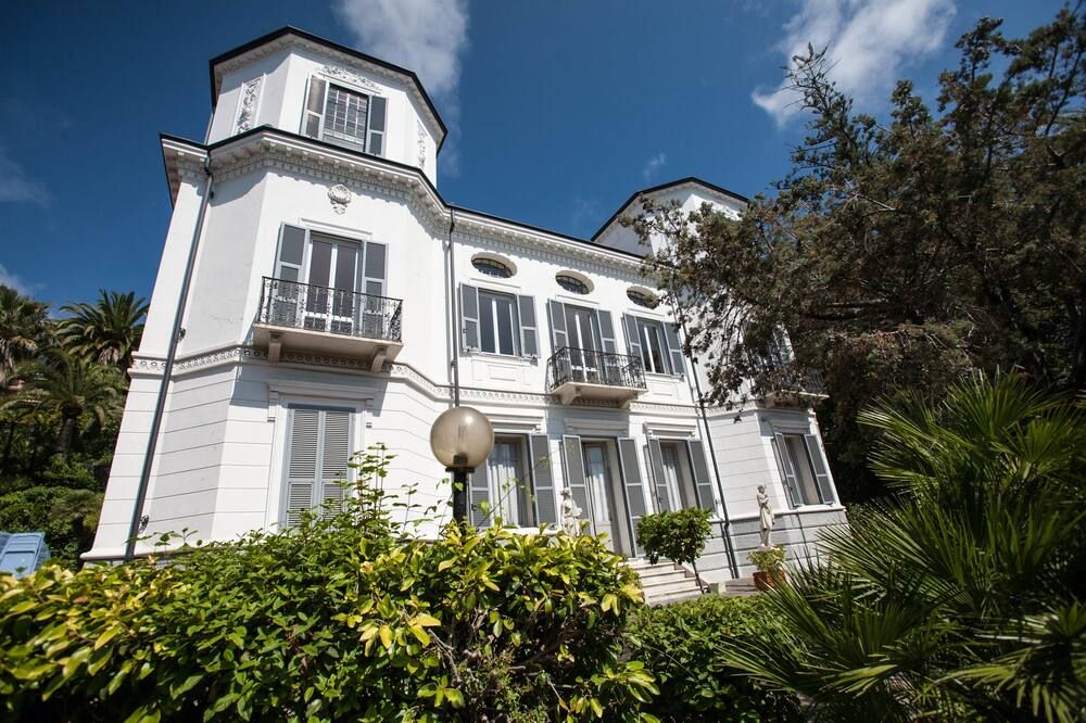 Residence Rta Villa Marina - Imperia - Edificio