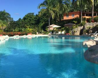 Hotel - Residencial Madrugada - Las Terrenas - Pool