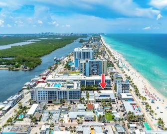 The Pearl Beachside Apartments on Hollywood Beach - Hollywood - Playa