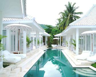 Harmony Villas - Kuta - Piscina