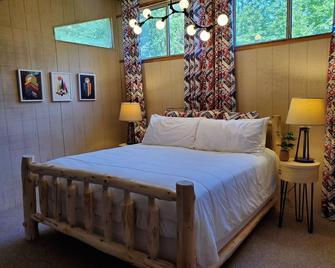 Spacious Chalet For Picturesque Fall Getaway & Winter Fun At Okemo - Chester - Slaapkamer