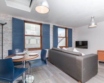 The Loft Brighton - Brighton - Living room