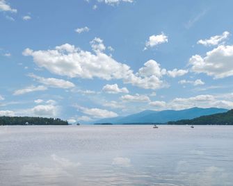 Super 8 by Wyndham Lake George/Warrensburg Area - Lake George - Servicio de la propiedad