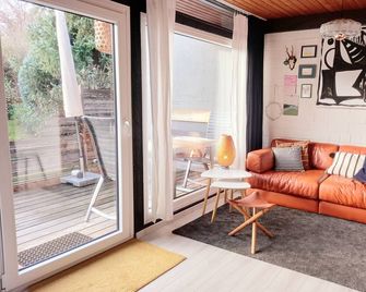 Sweet holiday bungalow apartment 45 sqm in Franconian Forest 95192 Lichtenberg Lk Hof - Bad Steben - Living room