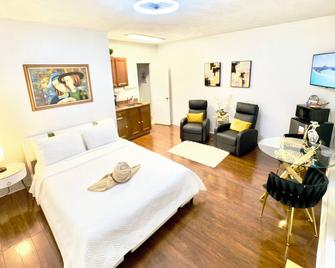 Yania's Cozy Getaway - Orlando - Yatak Odası