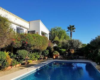 Villa Naranjo Comfortable holiday residence - L'Alfàs del Pi - Zwembad