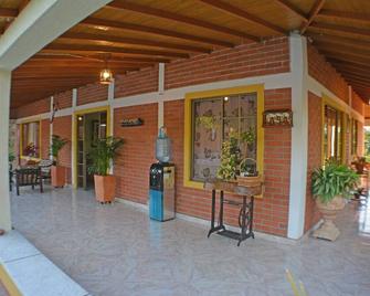 Caraná - Montenegro - Patio