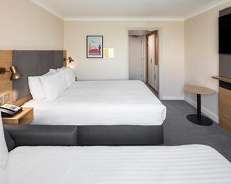 Holiday Inn London - Gatwick Airport By IHG - Gatwick - Bedroom