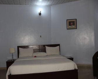 Albert Suites - Uyo - Habitación