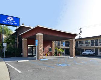 Americas Best Value Inn Pasadena Arcadia - Pasadena - Bygning