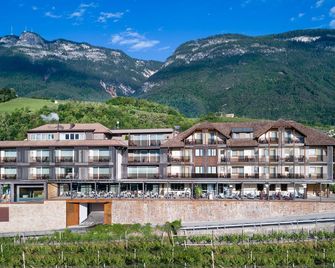 هوتل كريستوف - Eppan an der Weinstrasse - مبنى