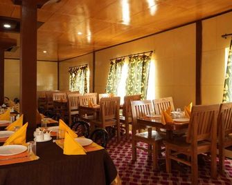 Martsemik Camp Pangong Lake - Spangmik - Restaurant